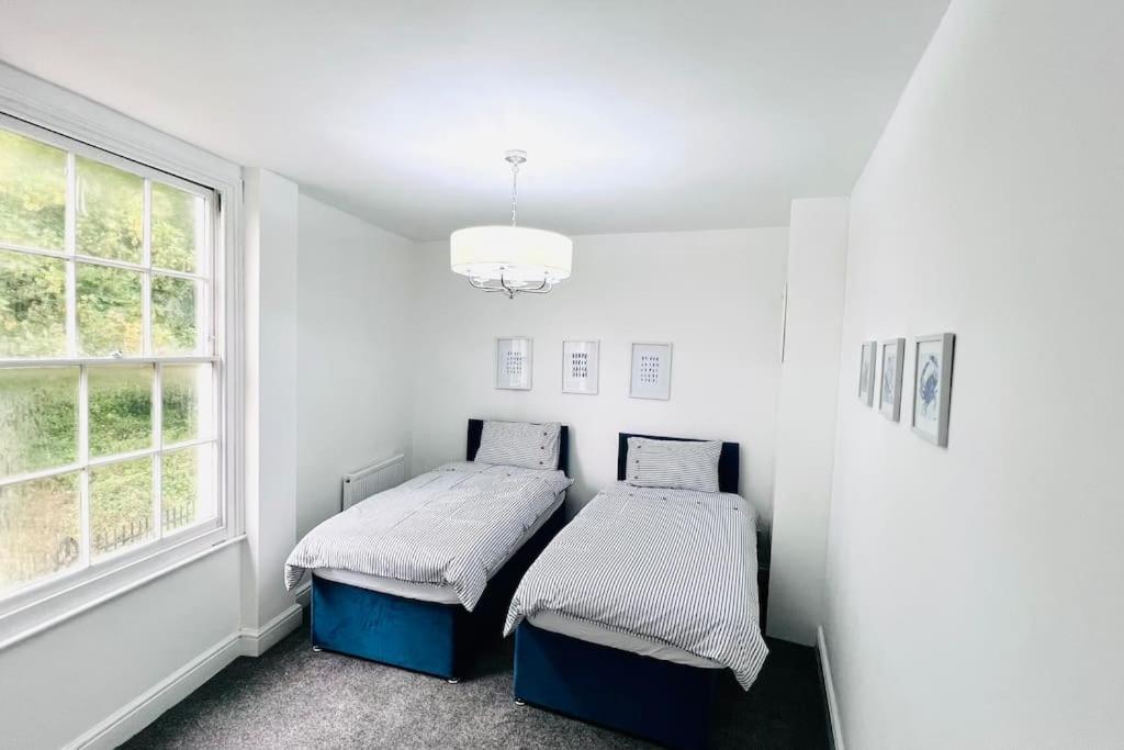 Flat 4 Marine Parade House, 1 East Cliff- Next To Dover Port, White Cliffs, Beach, Castle מראה חיצוני תמונה